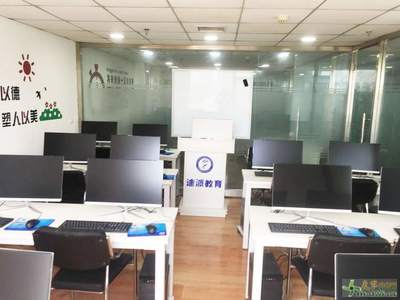 沈阳UI全栈设计好学吗？迪派老师为你详解